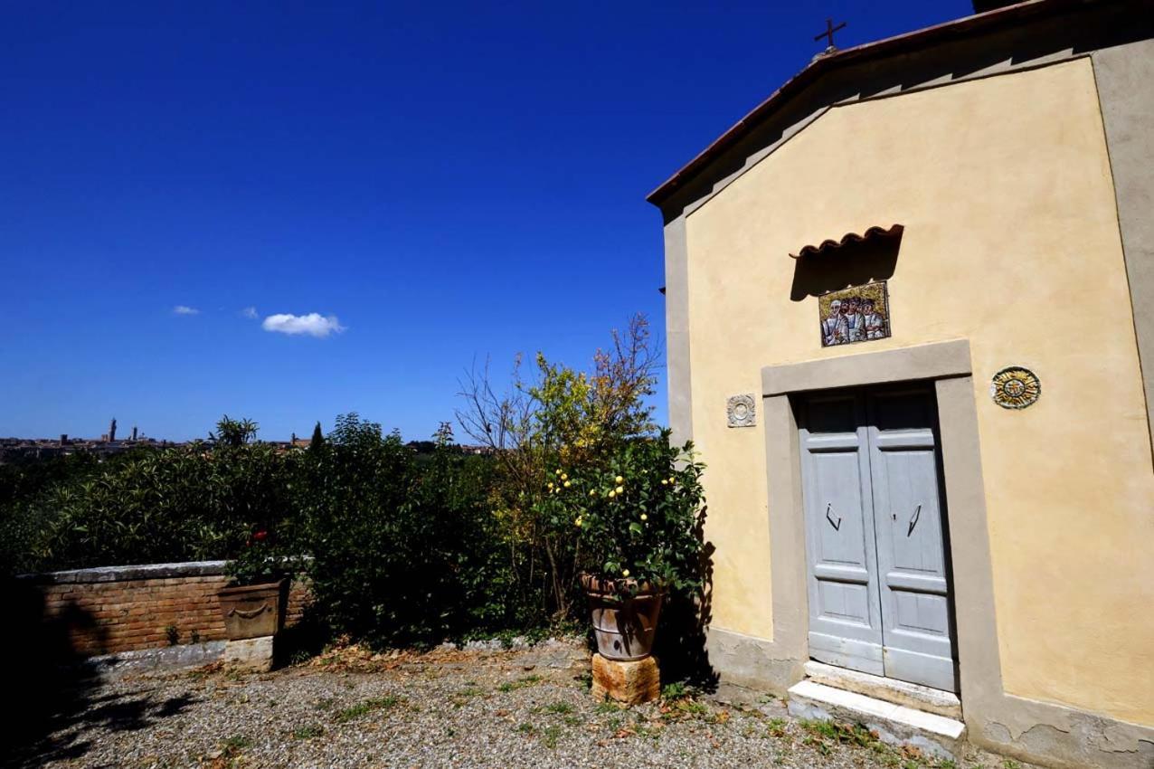 Villa La Strega Siena Exterior photo